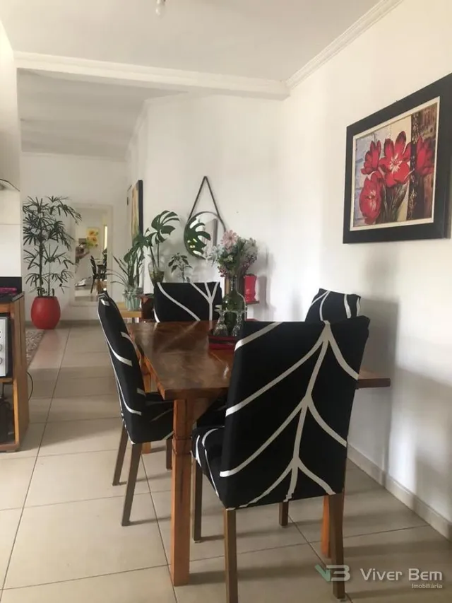 Apartamento com 2 dormitórios