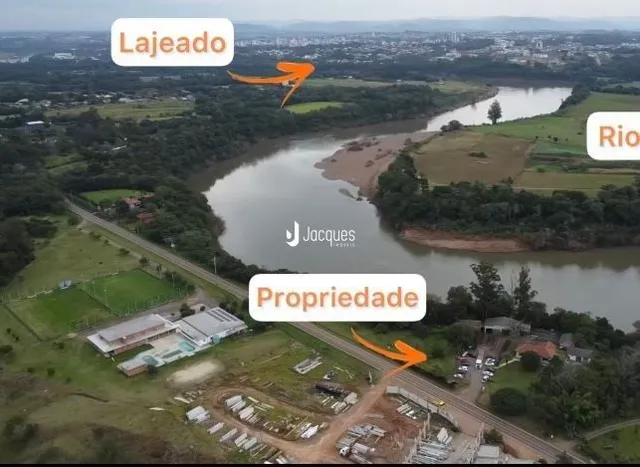 Vista aérea de uma propriedade em Lajeado, Brasil.
