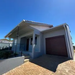 Casa com 3 dormitórios, foto 2