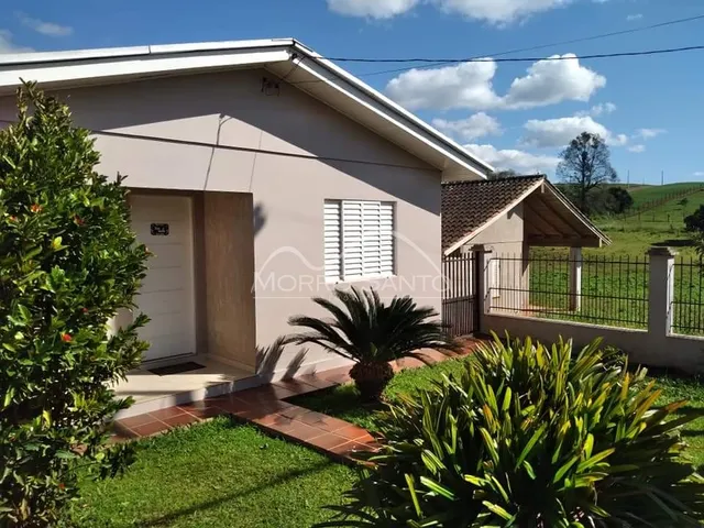 Casa com 2 dormitórios