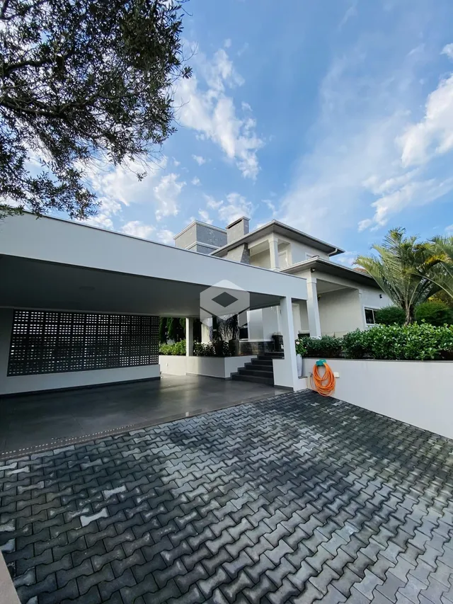 Casa com 3 dormitórios