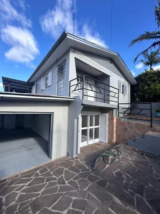 Casa com 3 dormitórios