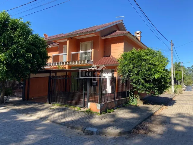 Sobrado com 2 dormitórios