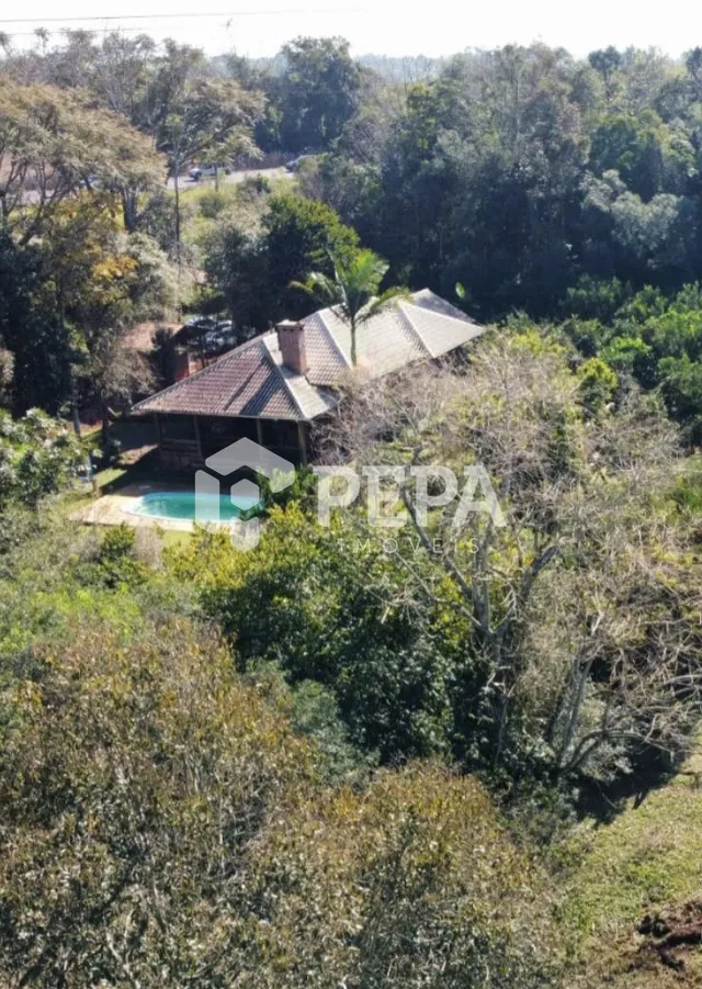 Área rural com 3 dormitórios