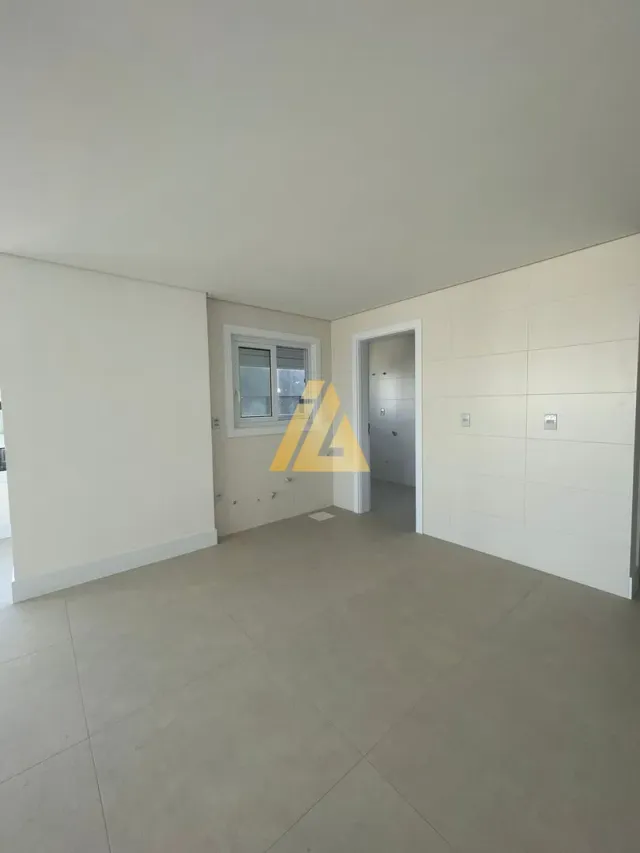 Apartamento com 3 dormitórios, foto 3