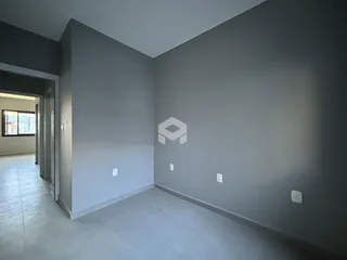 Corredor interno de um imóvel em Lajeado, Brasil.