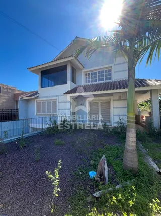 Casa com 3 dormitórios