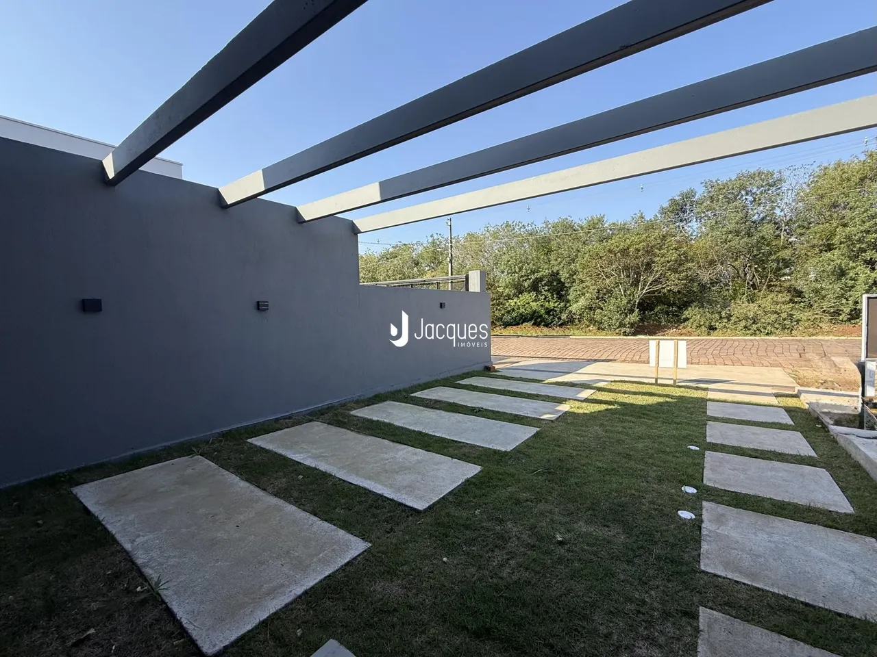 Casa geminada com 3 dormitórios, foto 1