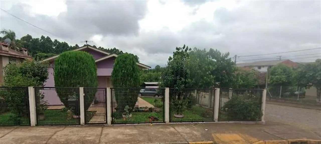 Casa com 2 dormitórios, foto 1