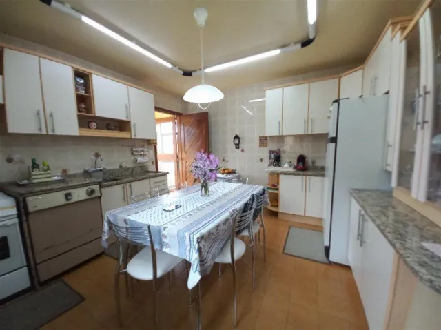 Casa com 4 dormitórios, foto 5