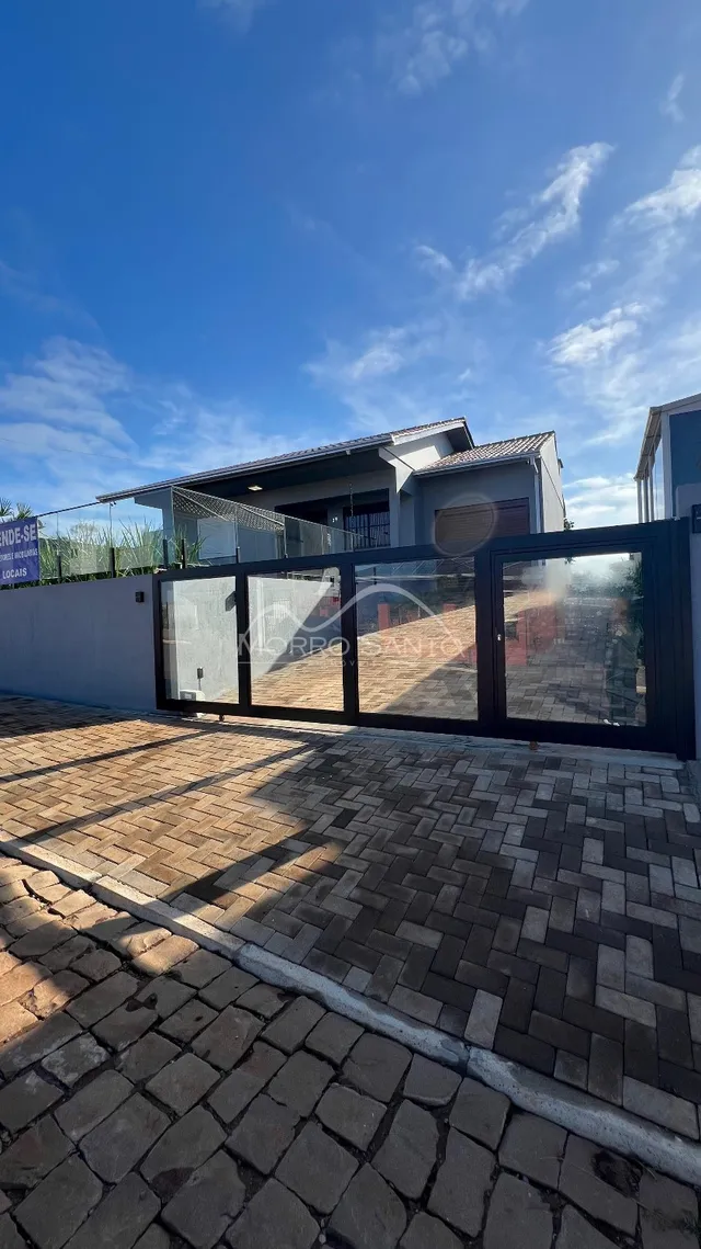 Casa com 3 dormitórios