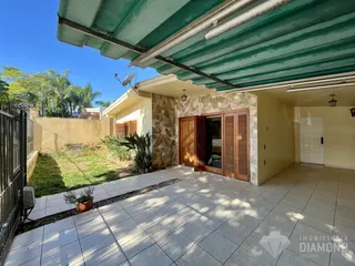 Casa com 3 dormitórios, foto 2