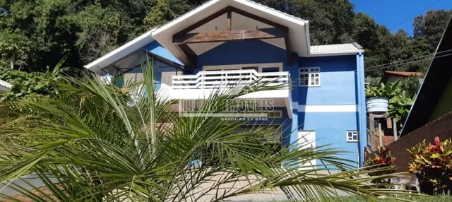 Casa com 3 dormitórios