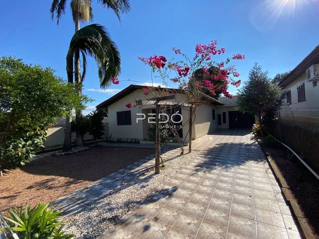 Casa com 3 dormitórios