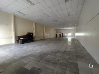Corredor interno de um imóvel em Lajeado, Brasil.