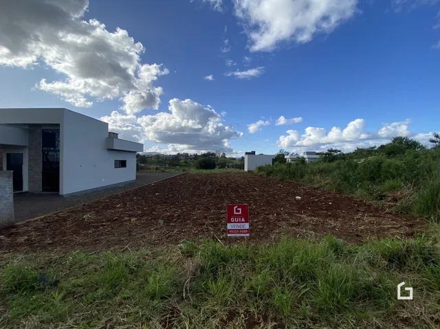 Vista externa de um terreno com vegetação no Lajeado.