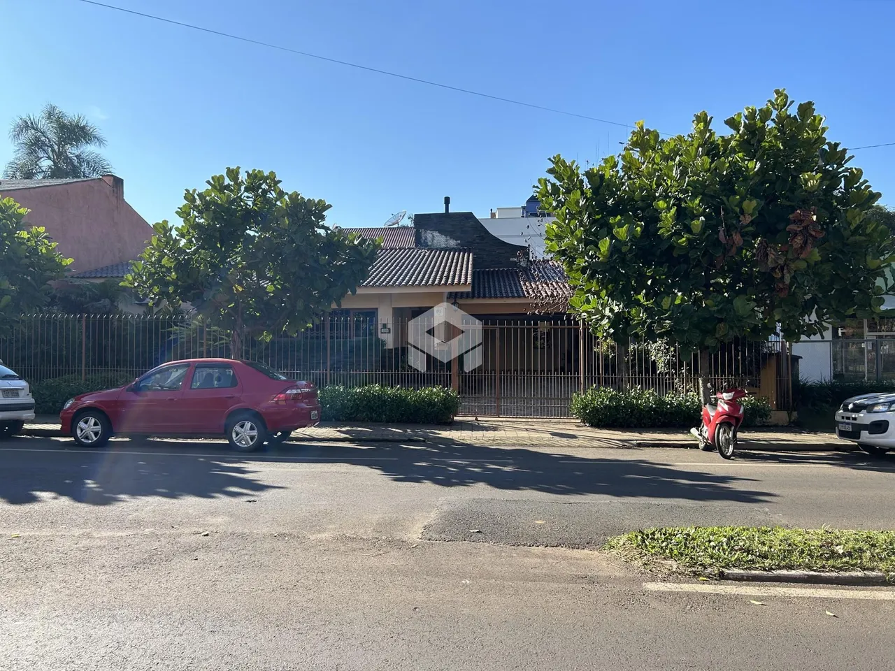 Casa com 3 dormitórios, foto 1