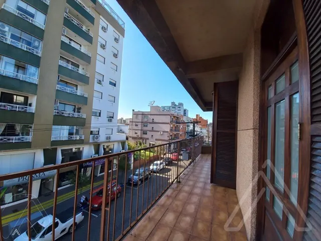 Apartamento com 3 dormitórios, foto 2