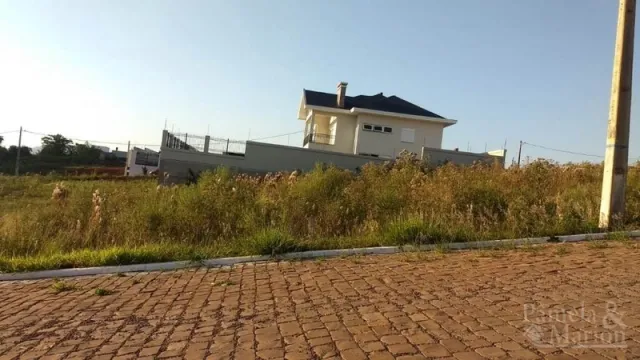Terreno com 2 dormitórios