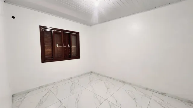 Casa com 4 dormitórios, foto 4