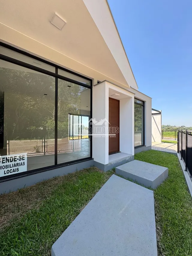 Casa geminada com 3 dormitórios