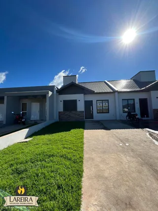 Casa geminada com 2 dormitórios, foto 1
