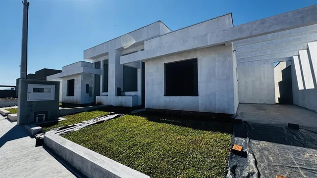 Casa geminada com 3 dormitórios