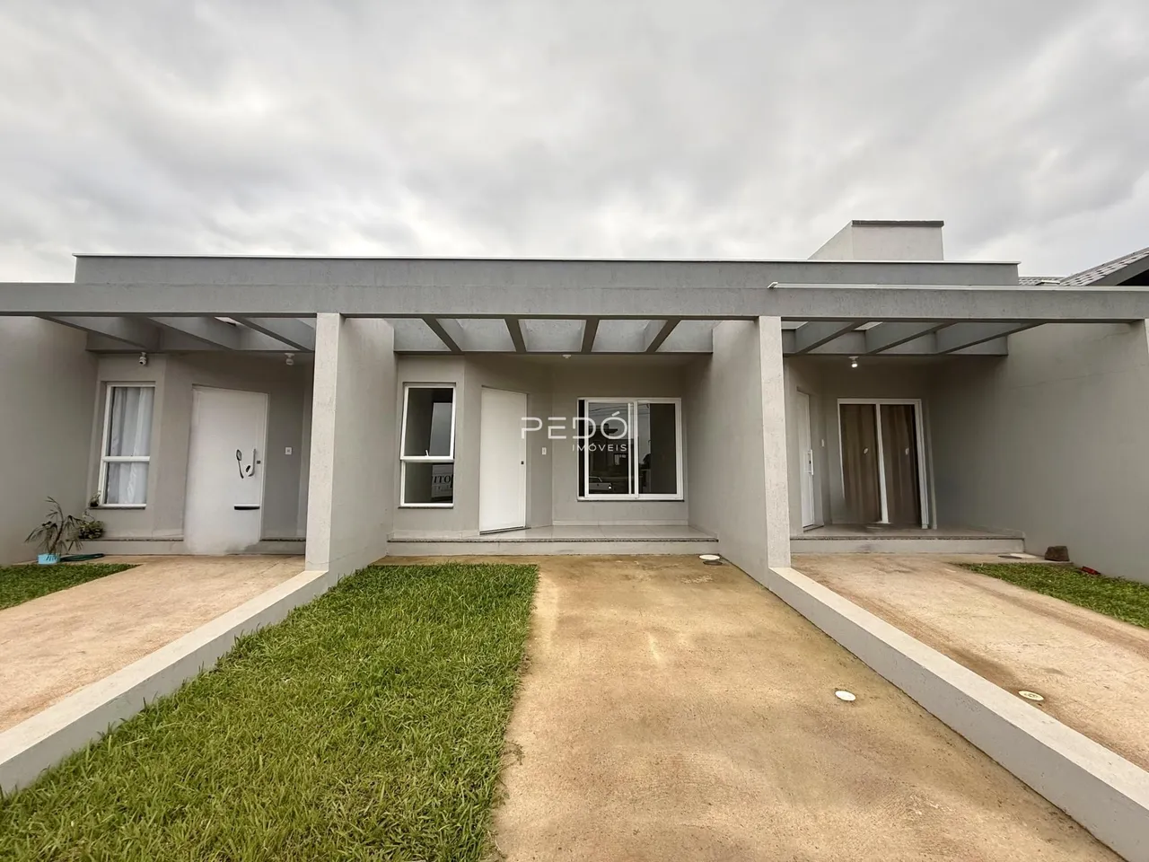 Fachada externa de uma residência em Lajeado, Brasil.