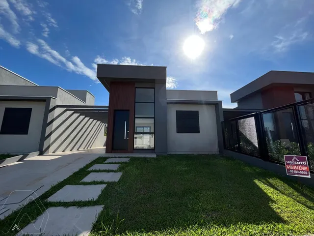 Casa geminada com 2 dormitórios