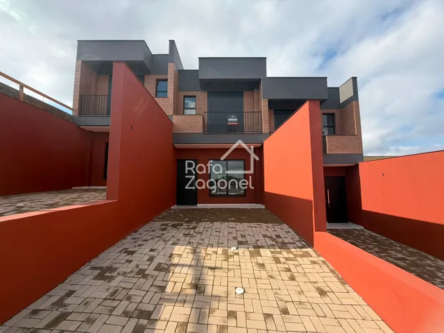 Sobrado com 2 dormitórios