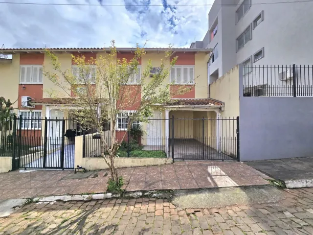 Sobrado com 2 dormitórios
