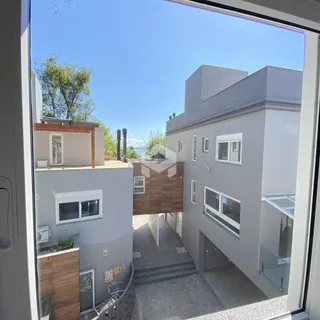 Fachada de um imóvel residencial em Lajeado, Brasil.