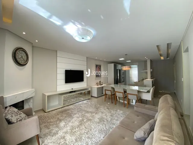 Apartamento com 3 dormitórios, foto 2