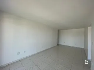 Apartamento com 2 dormitórios, foto 3