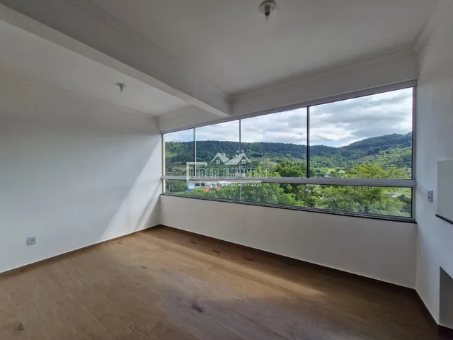 Apartamento com 2 dormitórios, foto 2