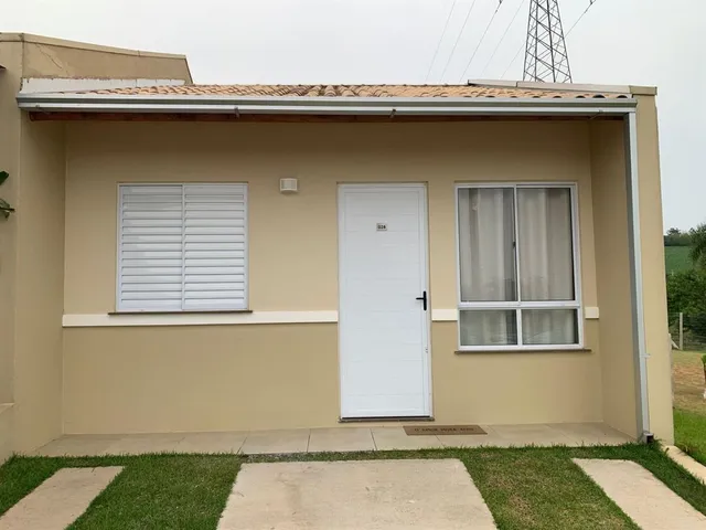 Casa com 2 dormitórios