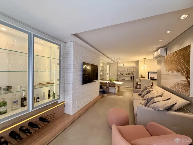 Apartamento com 2 dormitórios, foto 3