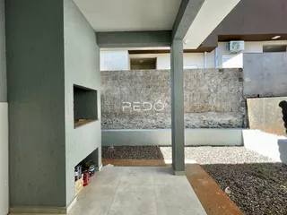 Vista da fachada de uma construção em Lajeado, Brasil.