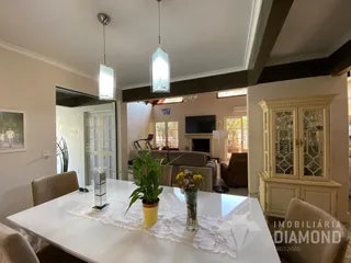 Casa com 4 dormitórios, foto 2