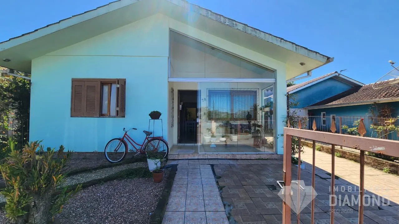 Casa com 3 dormitórios, foto 1