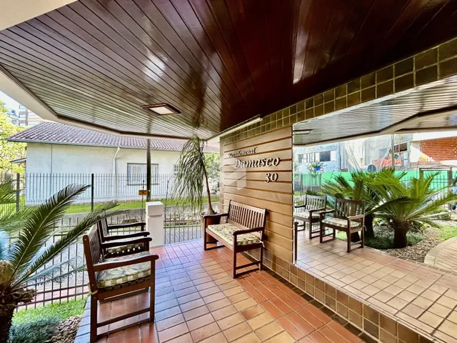Apartamento com 3 dormitórios, foto 2