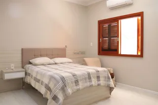Casa com 4 dormitórios, foto 4