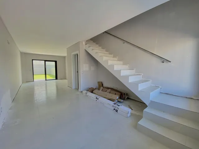 Sobrado com 2 dormitórios
