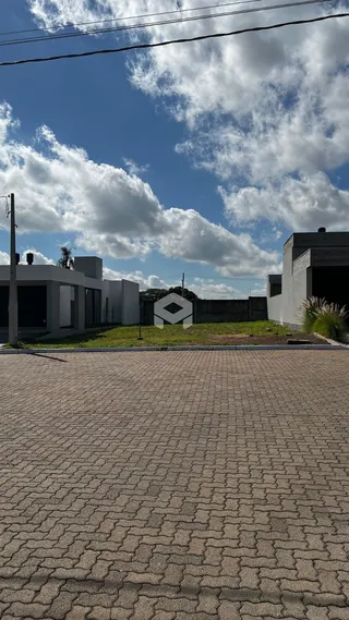 Vista da fachada de uma residência em Lajeado, Brasil.