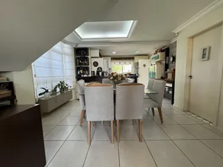 Casa com 4 dormitórios, foto 8
