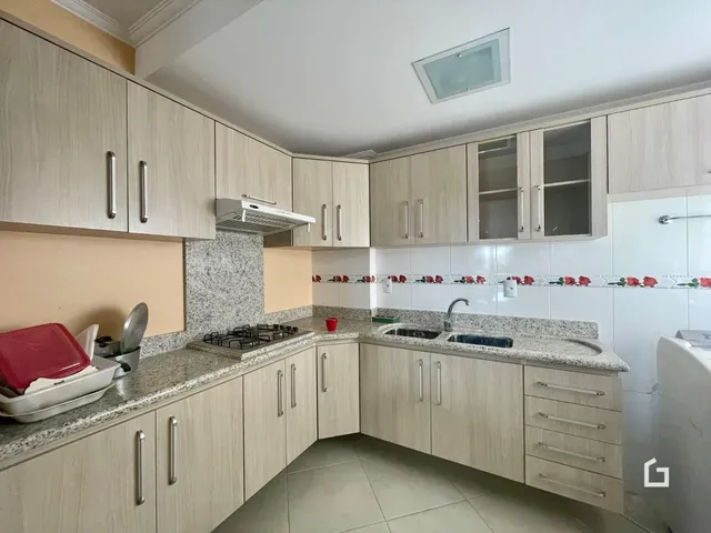 Apartamento com 2 dormitórios, foto 4