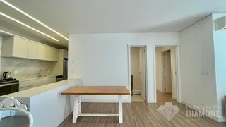 Apartamento com 3 dormitórios, foto 6