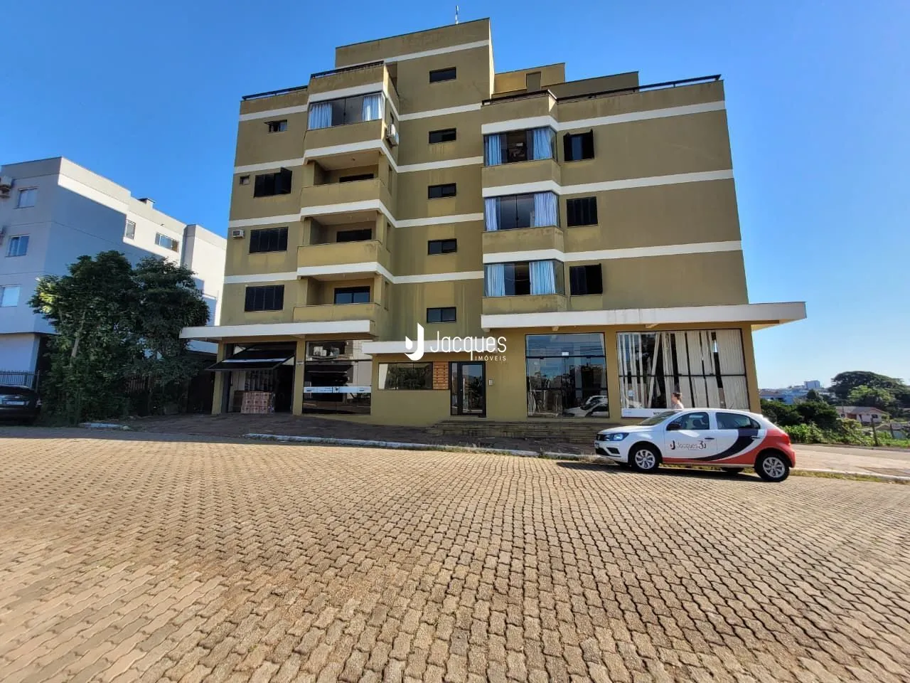 Apartamento com 2 dormitórios, foto 1