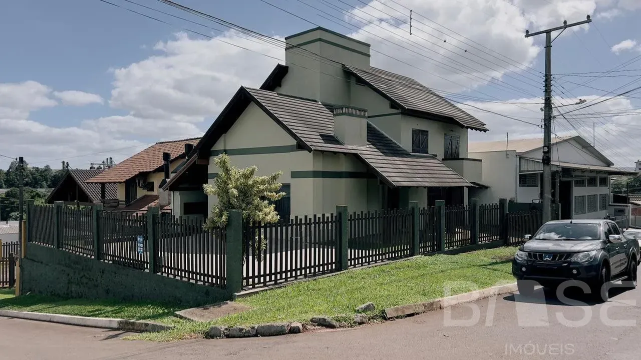 Casa com 3 dormitórios, foto 1