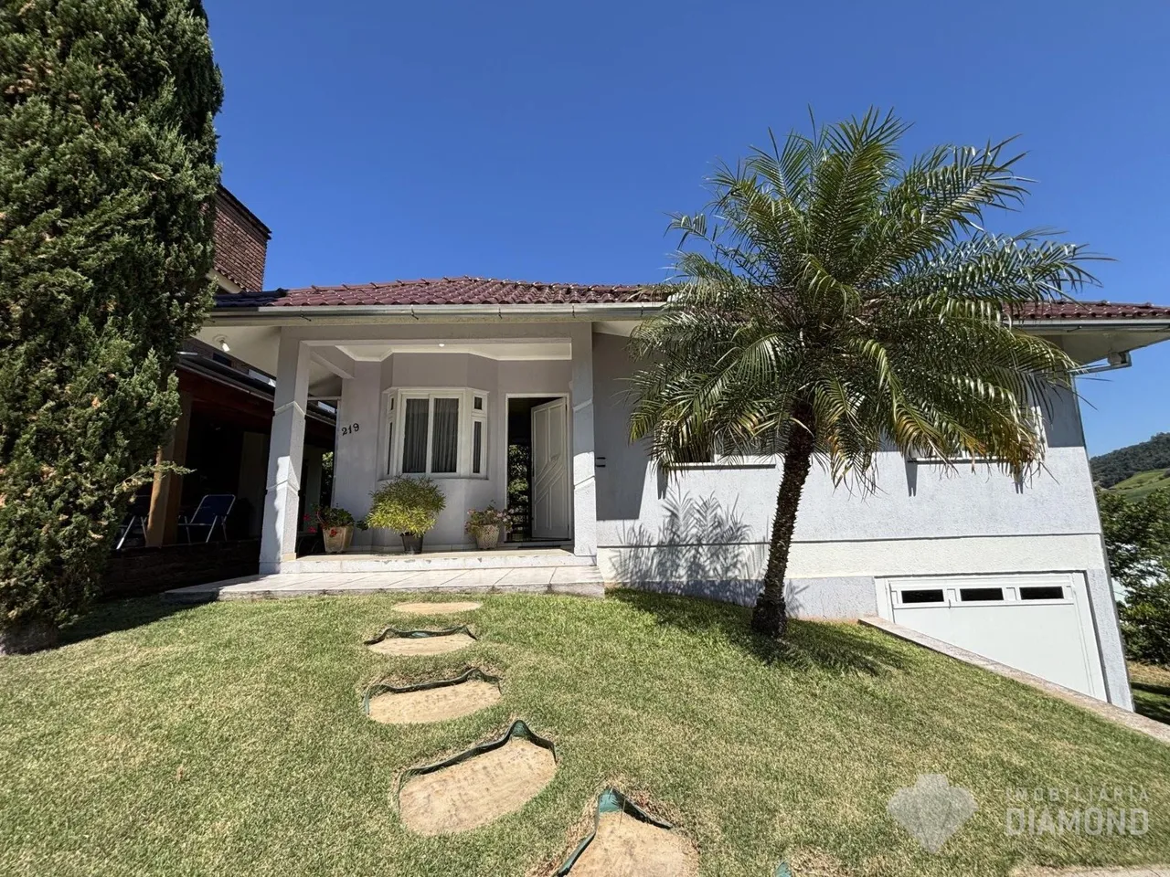 Casa com 3 dormitórios, foto 1